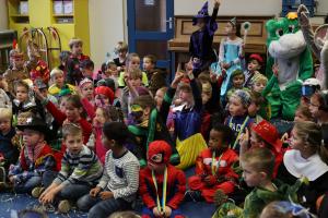 Bezoek basisscholen kindercarnaval