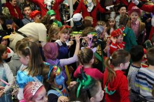 Bezoek basisscholen kindercarnaval