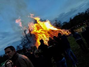 Paasvuren Delden en Deldenerbroek