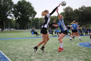 Zwart Wit gaat hard onderuit in Enschede