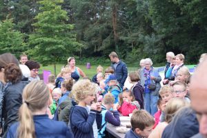 Feestelijke Afsluiting Zwembad De Mors Na Teleurstellende Zomer Nieuws Nieuws Uit Delden Het Laatste Nieuws Als Eerste