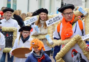 Optocht Kindercarnaval Delden