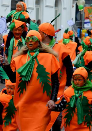 Optocht Kindercarnaval Delden