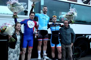 Edwin Geerdink wint in Rijssen en is leider VIRO Criterium Cup Twente
