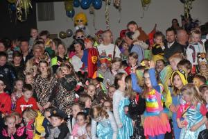 Feest sporthal Kindercarnaval 2017