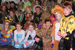Feest sporthal Kindercarnaval 2017