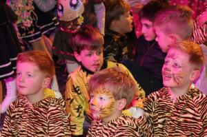 Feest sporthal Kindercarnaval 2017