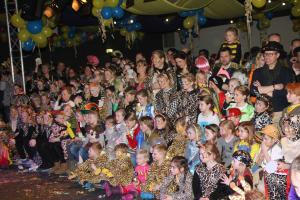 Feest sporthal Kindercarnaval 2017