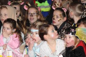 Feest sporthal Kindercarnaval 2017