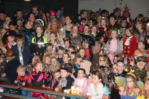 Feest sporthal Kindercarnaval 2017
