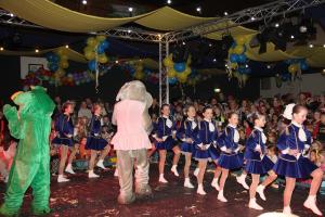 Feest sporthal Kindercarnaval 2017