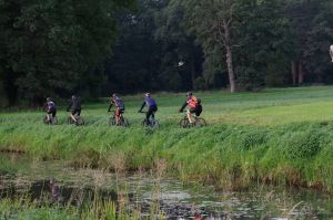 570 deelnemers aan mooie overgangstocht Twickeltrappers