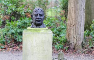 Beeld Dr. Gewin