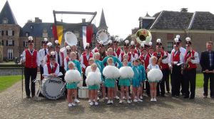 Drumfanfare Delden viert 60-jarig bestaan