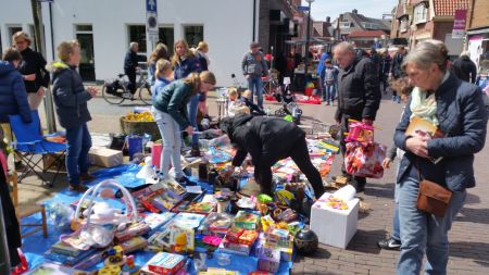 Alles gereed voor Koningsdag 2017 in Delden